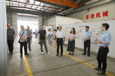 实地观摩促互换 技术赋能助发展 | 山东省鄂尔多斯市淄川区总工会党组成员、、、副主席冯进明一行莅临永利集团88304官网纸业调研互换